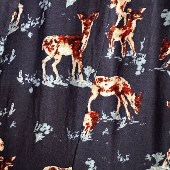 Modcloth Trusty Travel Deer Print Button Down Back Peplum Shirt V-neck XL Blue - Picture 7 of 9